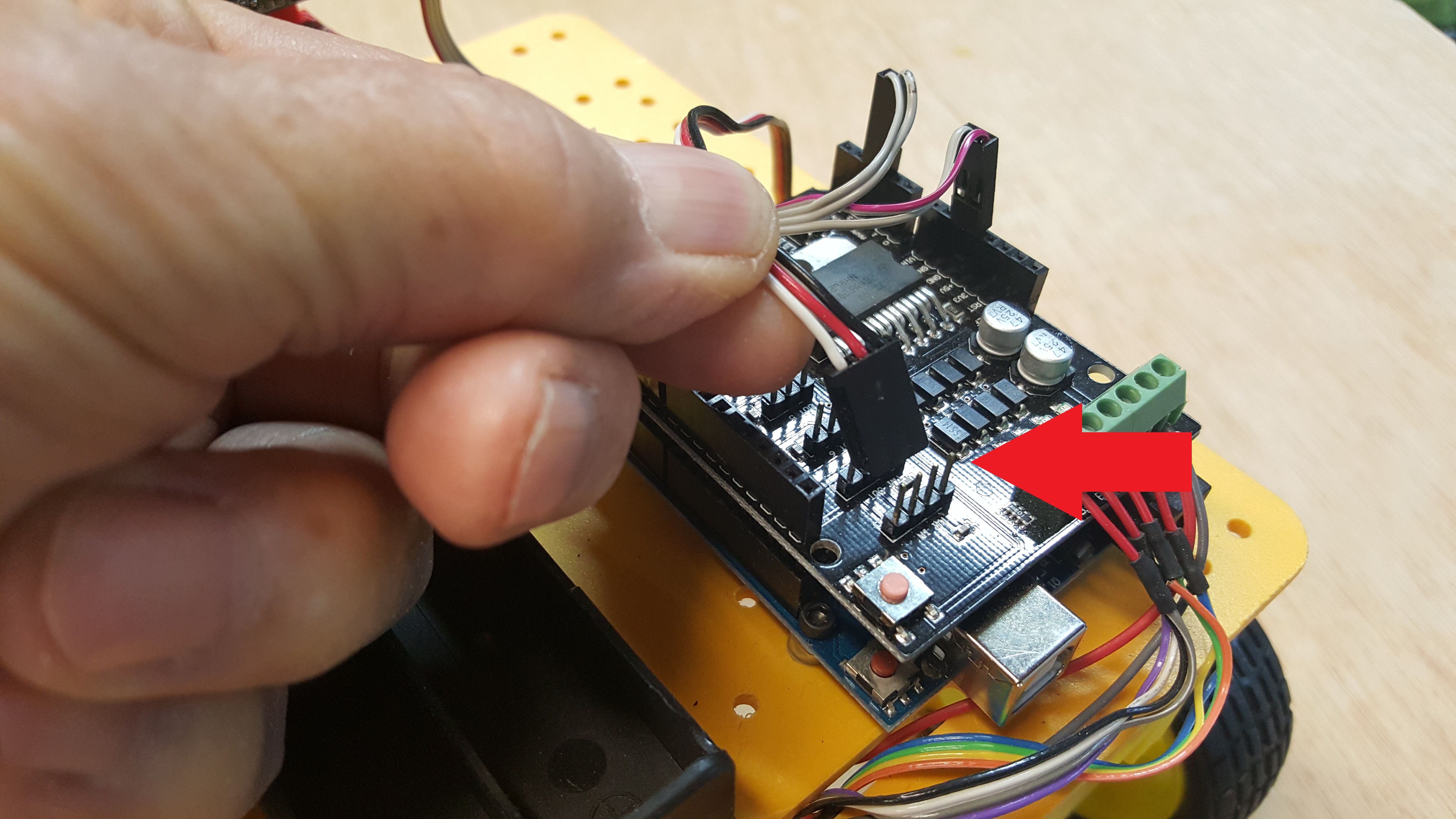 connect servo A2
